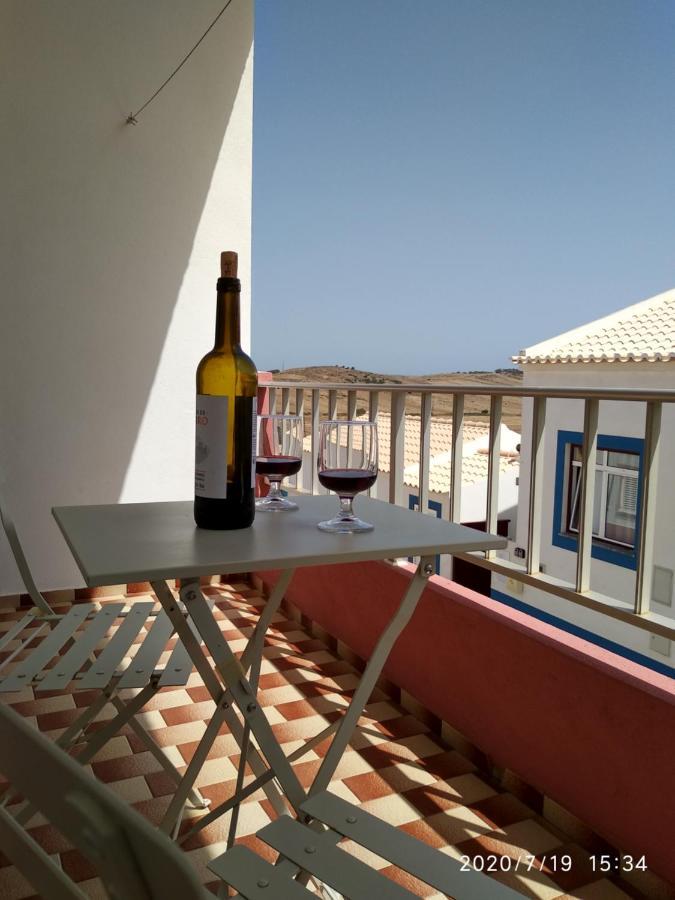 Home Village Vila do Bispo Dış mekan fotoğraf
